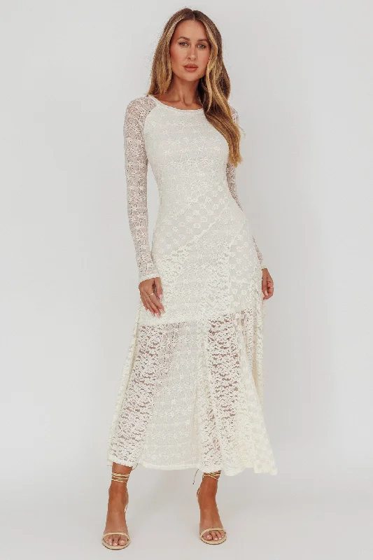 Tarly Long Sleeve Lace Maxi Dress Cream